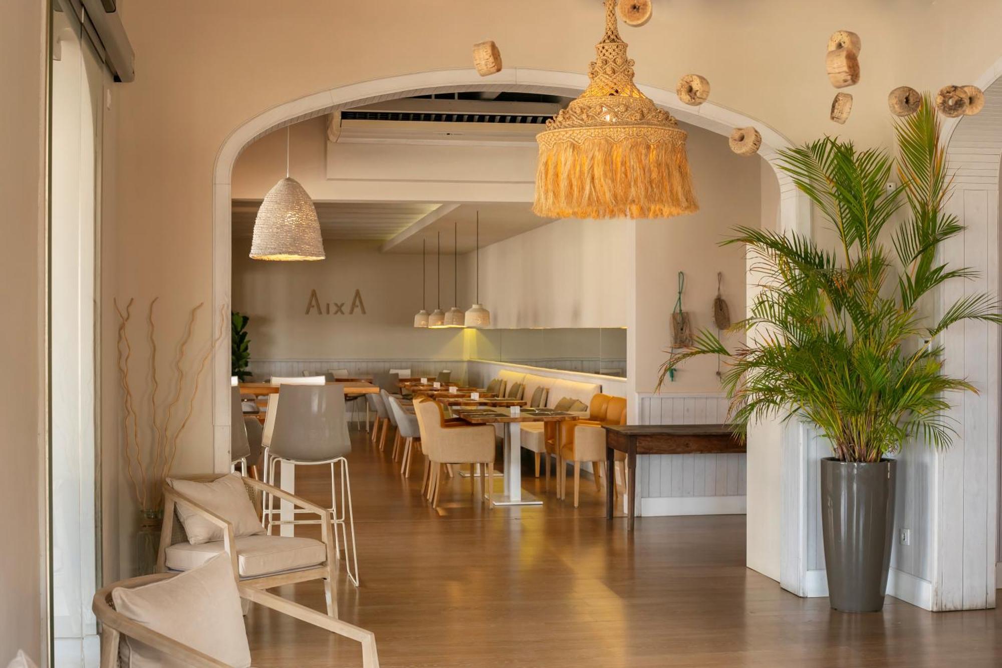 Llaut Boutique Hotel (Adults Only) Can Picafort  Exterior photo